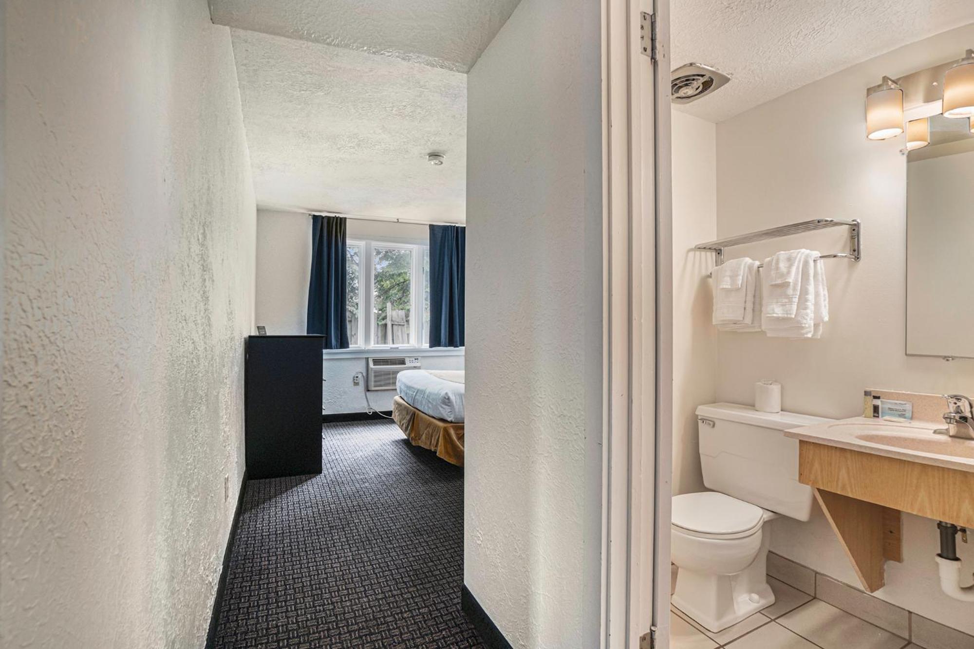 Motel Travelodge By Wyndham Traverse Mi 2*