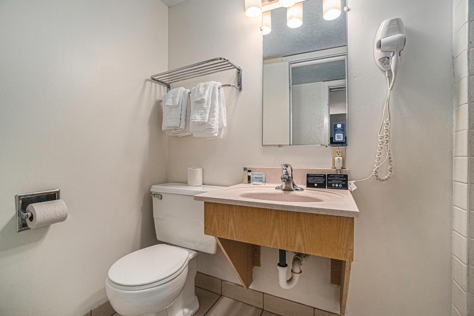 Travelodge By Wyndham Traverse Mi 2* Traverse City